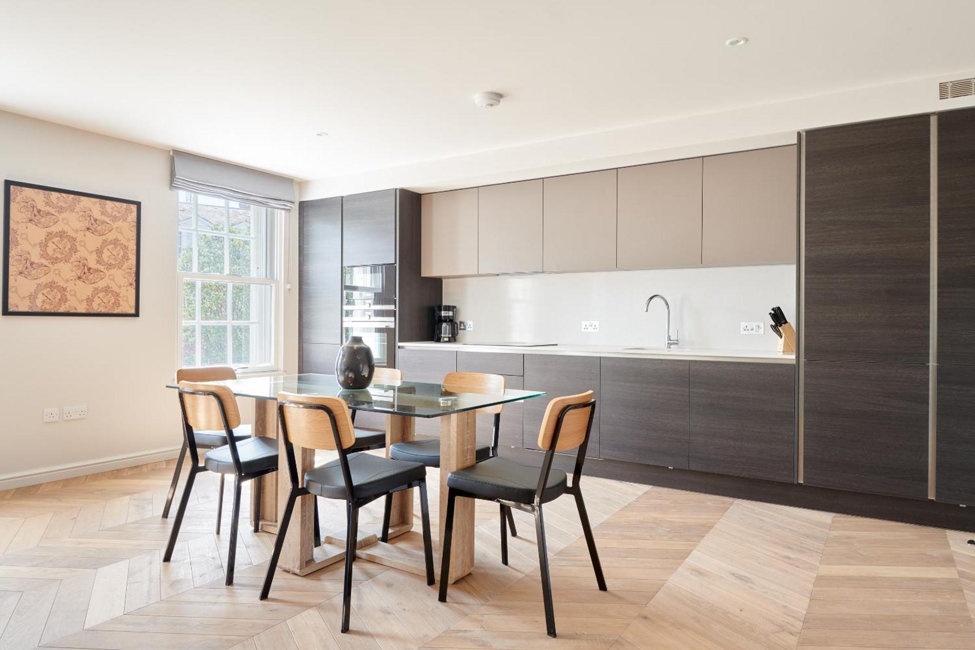 Sonder Sloane Square Aparthotel London Bagian luar foto