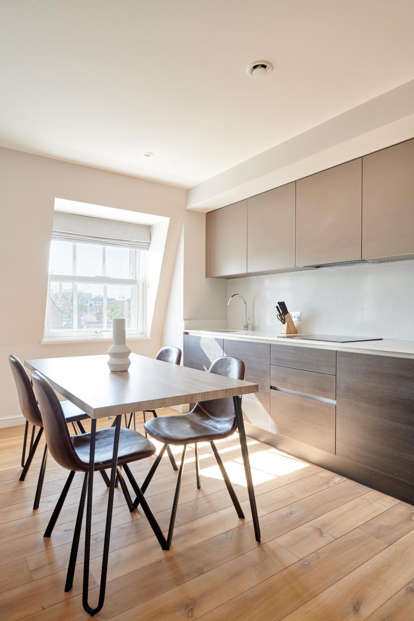 Sonder Sloane Square Aparthotel London Bagian luar foto